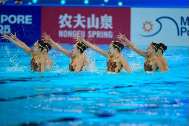 汪顺、潘展乐、张雨霏领衔！中国泳军出征2025年世界游泳锦标赛