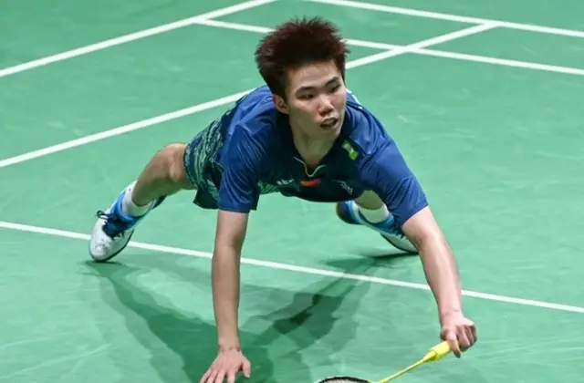 2-0！背靠背斩落卫冕冠军，国羽一哥冲击世界第1，五大名将一轮游