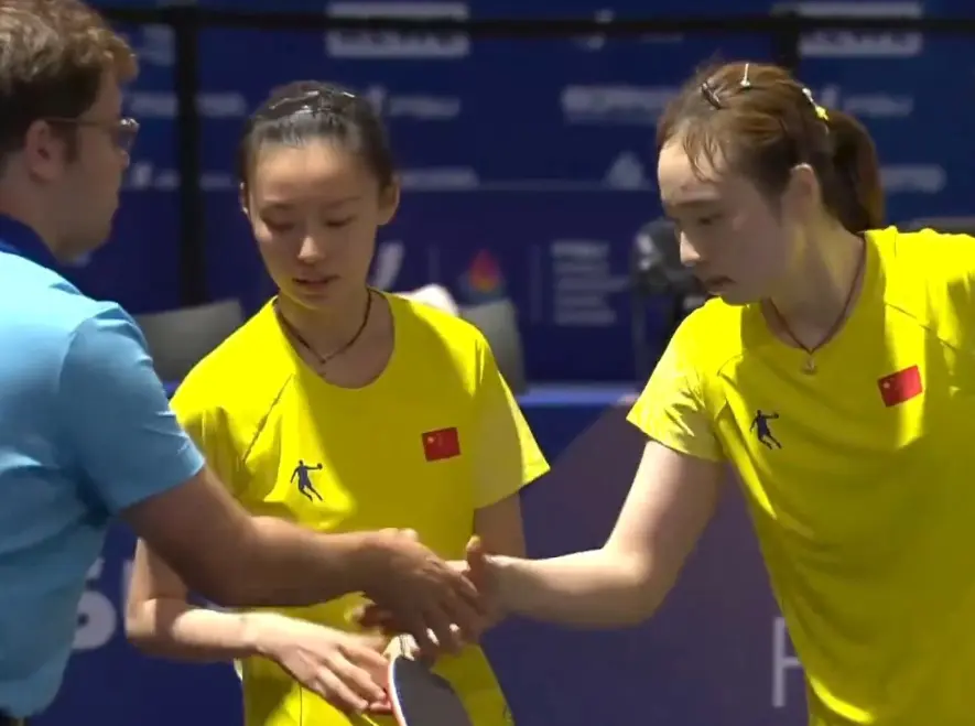 大运会乒乓球：中国队首冠诞生！女双包揽金银牌，单打3人晋级4强