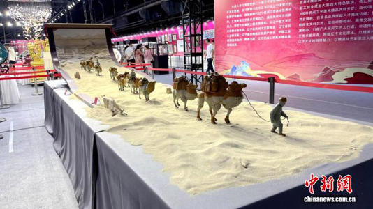 300件工艺瑰宝、40项非遗展演齐亮相 中国工业博物馆引观展热潮