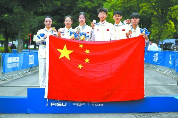 脚步丈量青春大运赛场绽放