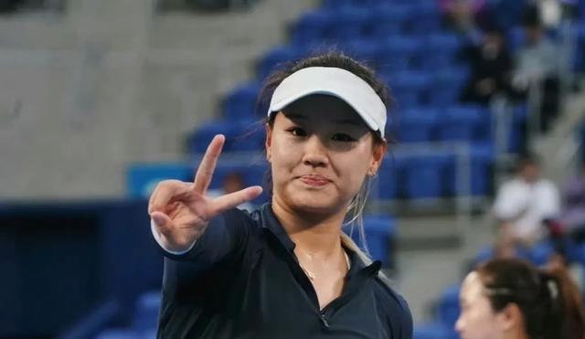 斯瓦泰克开门红，郭涵煜无奈止步64强，输球仍带走14万