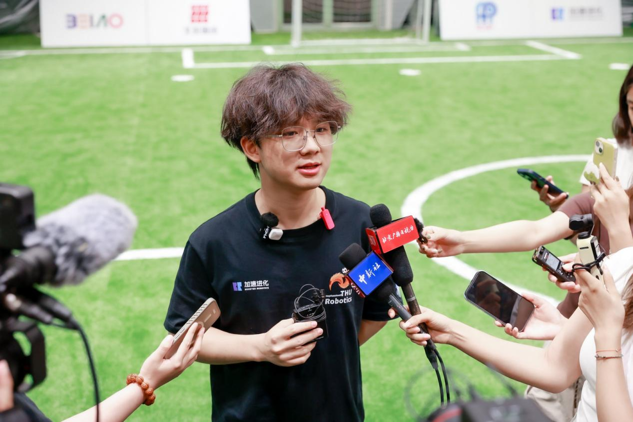 倒计时15天！“熊猫眼”首场5v5足球赛前训练开启