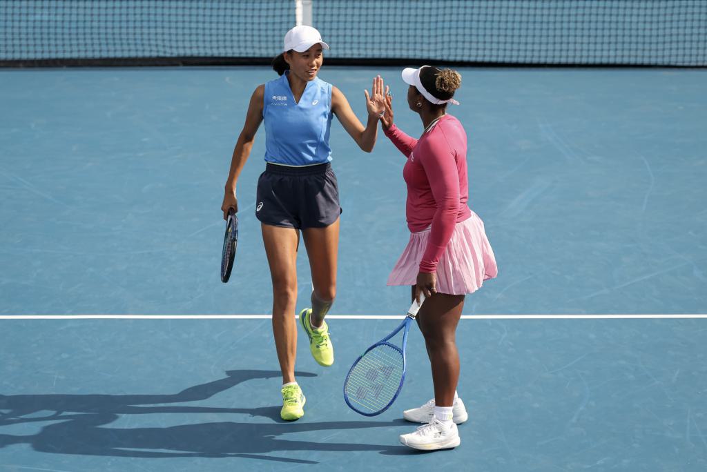 WTA1000蒙特利尔站 | 张帅、蒋欣玗携手各自搭档晋级双打次轮