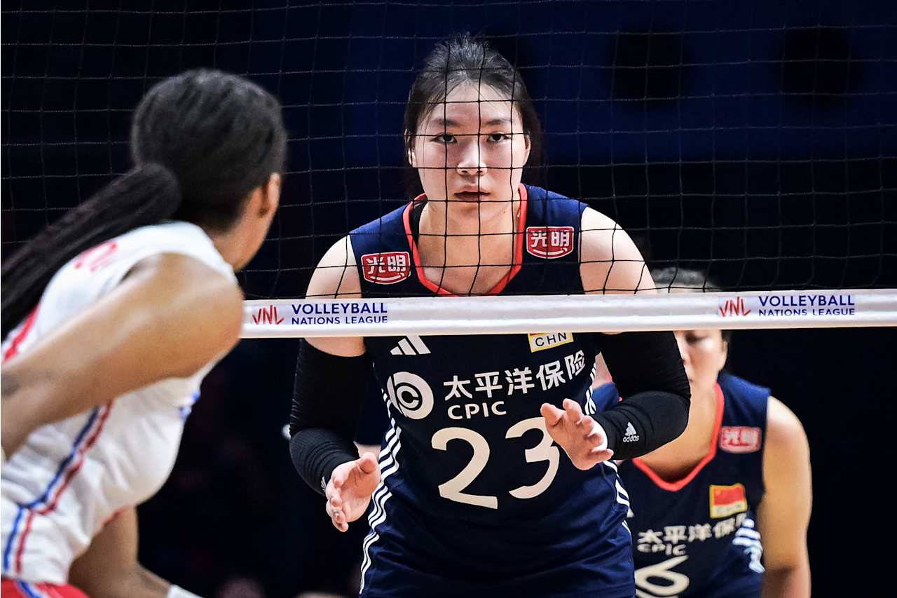 13场1423次！中国女排张籽萱：先解决世联赛出现的问题 会一步步来