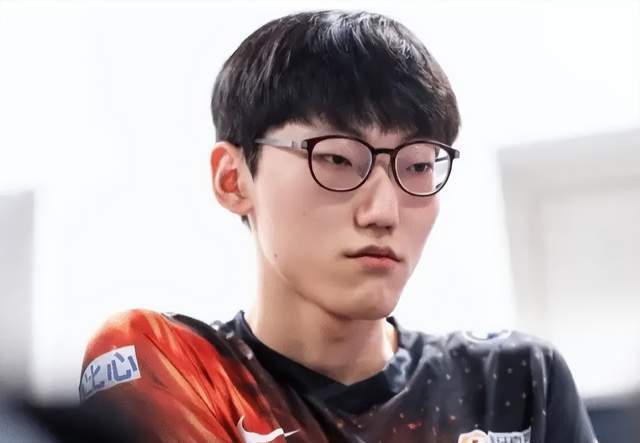 最可惜的上单，Nuguri辟谣复出言论，直言就算当年夺冠也会退役