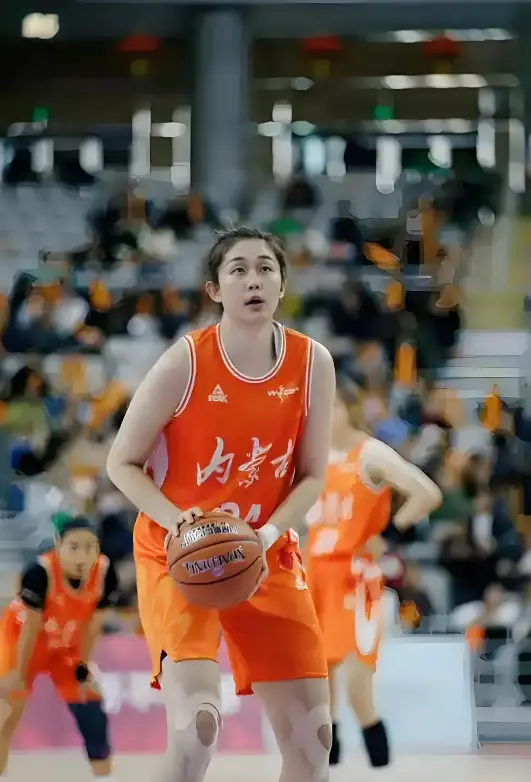 最不应该入选女篮亚洲杯12人名单的六位球员，李缘，杨力维上榜