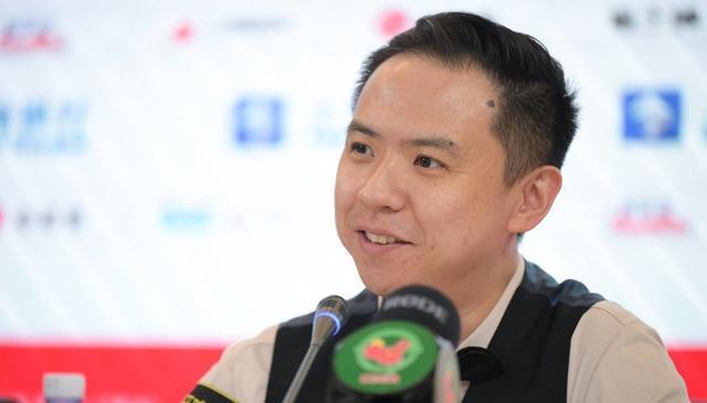斯诺克上海大师赛：肖国栋首次战胜“巫师”，赛后透露赢球秘诀
