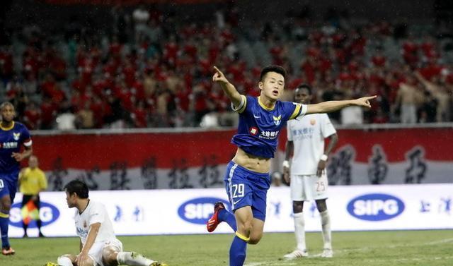 大连足球史上今天：2013年中超孙铂+凯塔破门，阿尔滨2-2上海上港