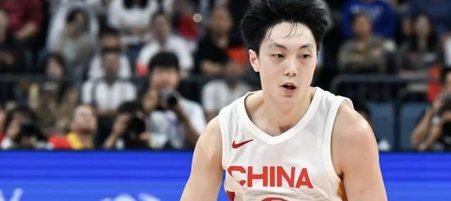尘埃落定！中国男篮大名单出炉，3人离队，郭士强比宫鲁鸣有眼光