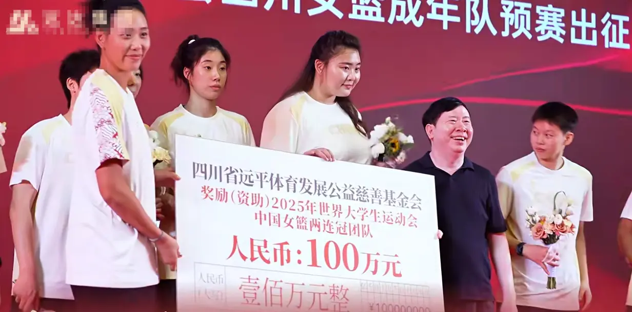 百万奖大运女篮+300万签抗日英雄 四川女篮挥金元大棒誓复仇广东