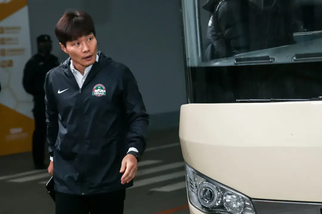 中超再选韩国教练？不如“托举”年轻土帅