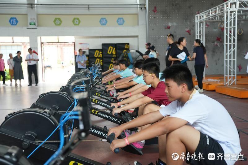 “英派斯杯”青岛市第六届运动会青少年组赛艇比赛完赛
