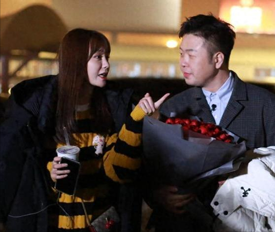 “嫁入豪门”沈梦辰：住两亿别墅 请4个保姆，为嫁富豪苦等9年