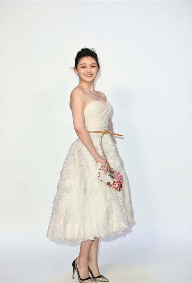 大S生前海量鞋子不知所踪，小S女儿被扒多双同款