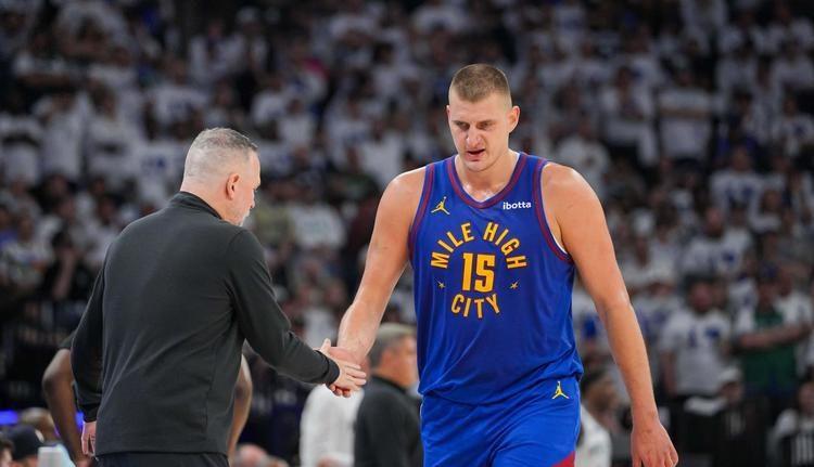 NBA现役第一人正式考虑退役！已拒绝2.3亿合同，众星发文挽留