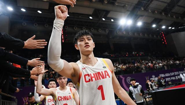 CCTV5直播，中国男篮VS沙特，新五虎出炉，胡金秋率队争开门红