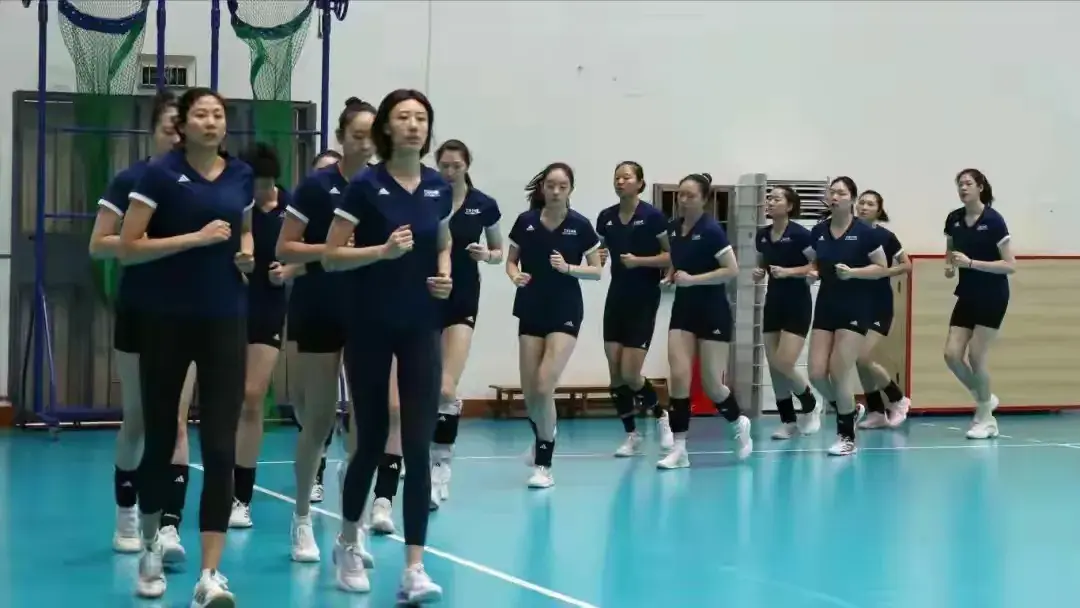 女排备战世锦赛人员调整：两进三出，李盈莹、高意归队