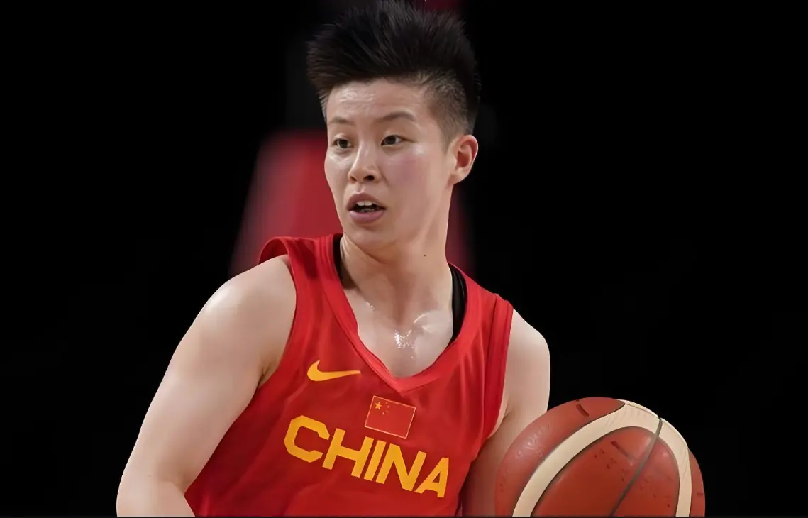 亚洲杯输日本队最大败笔是选了李缘，标准应该是能力第一经验第二