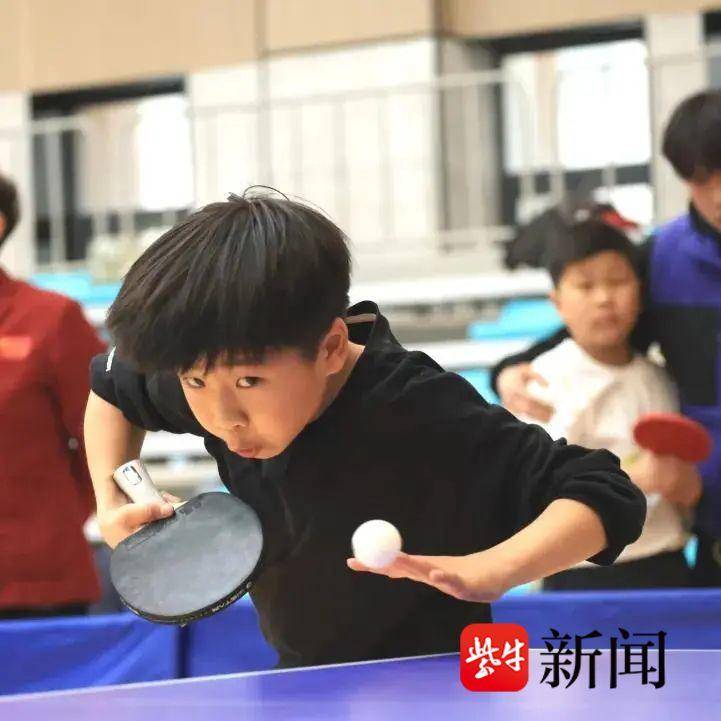 亭湖区代表队在2025年盐城市青少年乒乓球锦标赛上勇夺三项第一
