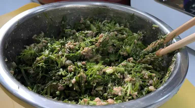 早起蒸包子，馅料选得巧，全家吃得香