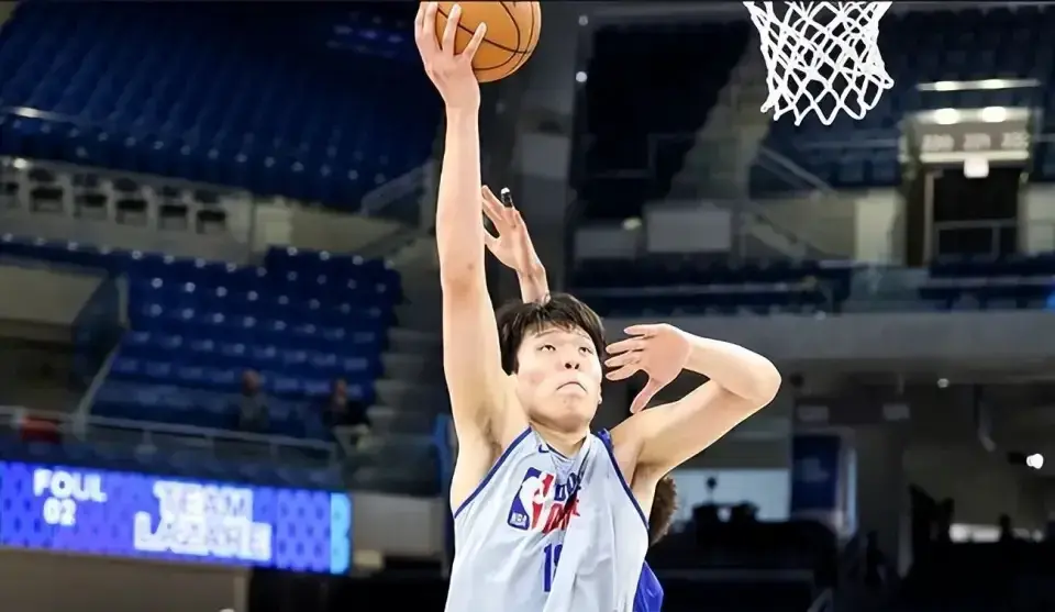 同样身高天赋 CBA数据差不多，为何杨瀚森去NBA 余嘉豪只能去欧洲？