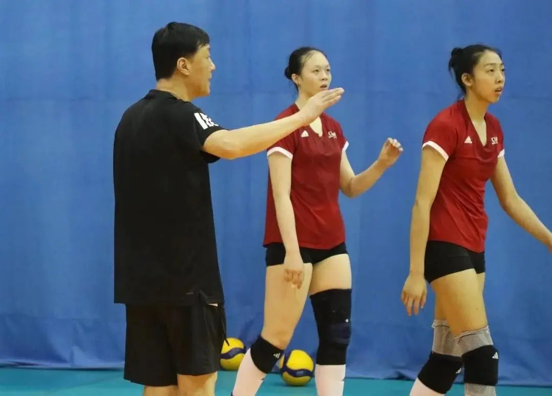 中国U21女排赛程出炉！小组赛遇早场难题，3国手驰援卫冕需打9场