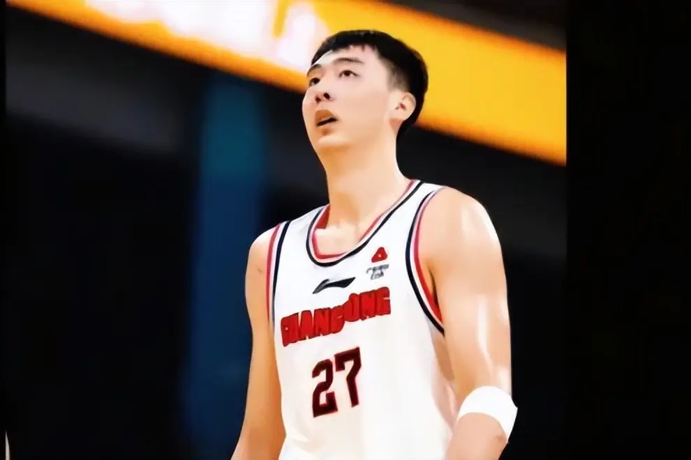 广东队续约张文逸，张明池离队；北控2换1报价CBA得分王