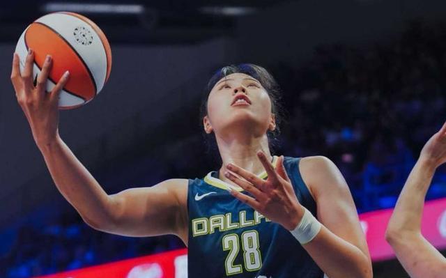 李月汝5中1仅3分：仅8分钟末节基本被弃用 飞翼遭狂热5连杀