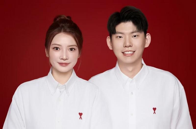 巴黎求婚一周年纪念 刘雨辰黄雅琼“官宣”领证结婚