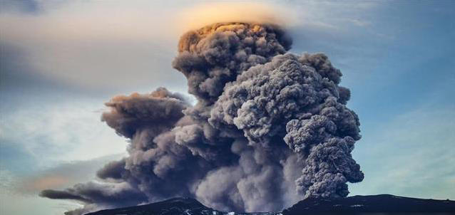 黄石美景藏杀机，4万原子弹威力，人类能撑多久？