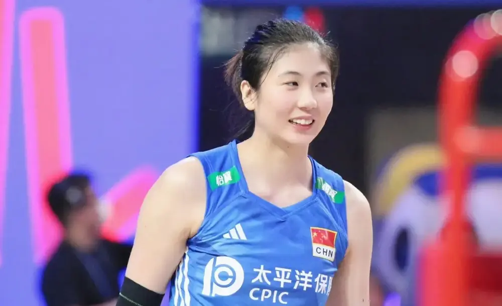 女排首发阵容有变？倪非凡挑大梁王梦洁压阵，高意有望搭档王媛媛