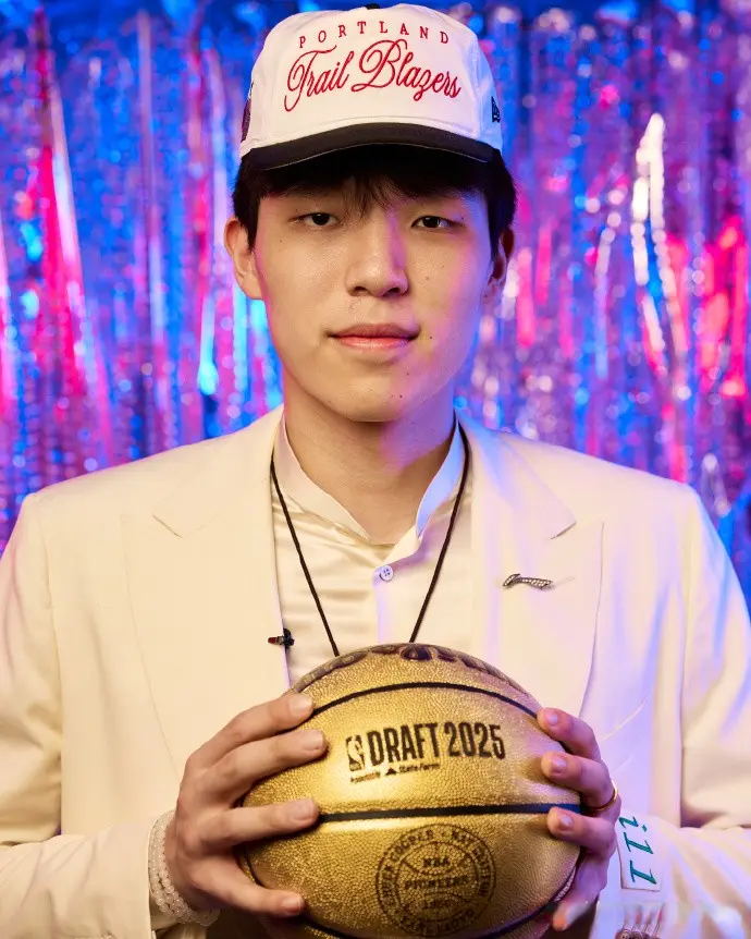 真棒！又一位CBA球员加盟NBA球队，中国男篮留洋潮起，下个或是他