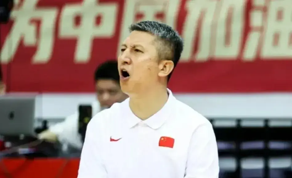 心疼郭士强，中国男篮亚洲杯不被看好不是老叔没本事，而是不走运