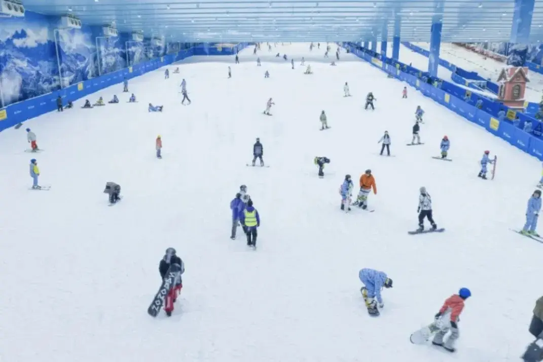 从顶级赛事到家门口体验，上海冰雪运动点燃452万人次热情（内附冰雪运动场所名单）