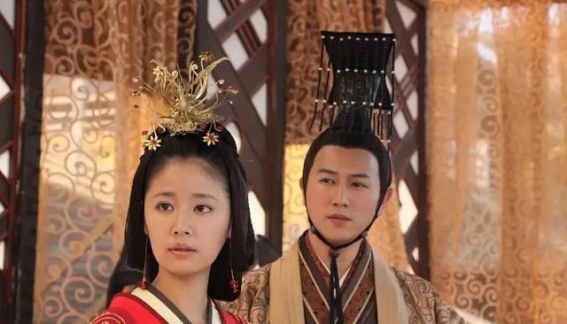 陈键锋参加厨师比赛，身材肥胖形象大变，曾因脑血管病退出娱乐圈