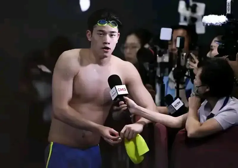 美国游泳权威媒体SWIMSWAM三问中国男接为何崩盘？