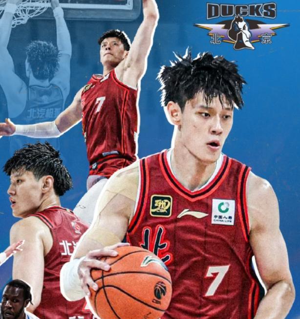 官宣！中国男篮好消息，曾凡博和篮网正式签约，新赛季或出战NBA