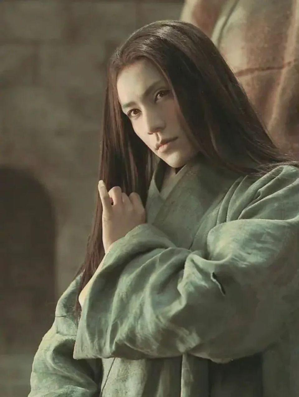 49岁舒淇和49岁陈坤同框：陈坤和以前判若两人，舒淇的素颜太“扛老”