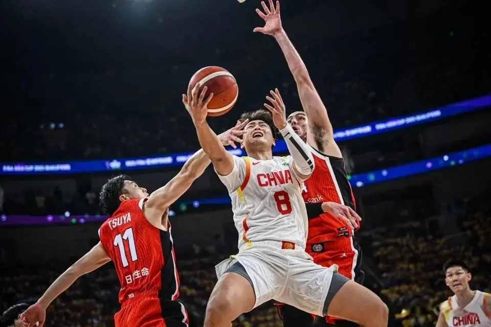 冲击亚洲杯领奖台！FIBA官方：中国男篮内外线的平衡比2月份更明显