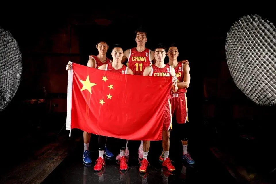 赵睿：本次亚洲杯目标是站上领奖台，拿牌是全队最需要的东西
