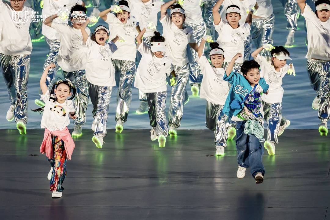 点亮“天府之檐” 城市天际线是背景 成都世运会开幕式 大幕即将开启丨成都发展