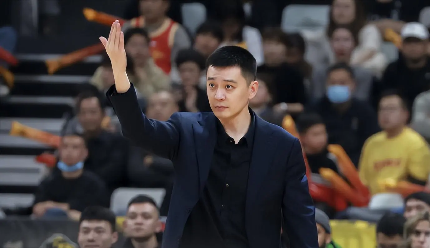 官宣！NBA落选秀正式加盟辽宁男篮，杨鸣千挑万选