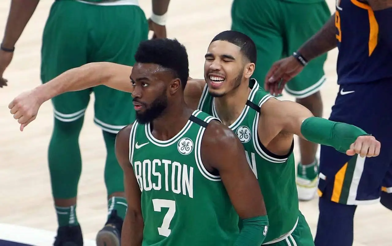 NBA公布东部球员排名！布朗受膝伤影响降至第八，第一没有悬念
