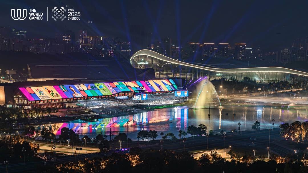 点亮“天府之檐” 城市天际线是背景 成都世运会开幕式 大幕即将开启丨成都发展