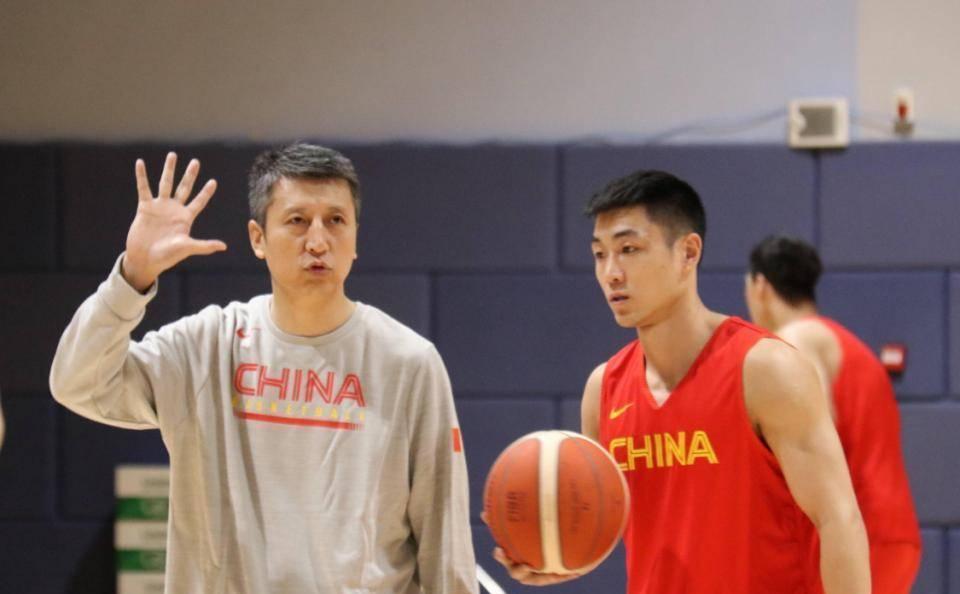 中国男篮亚洲杯保8争4，郭士强缺少7大主力，高诗岩凭啥挤掉徐杰
