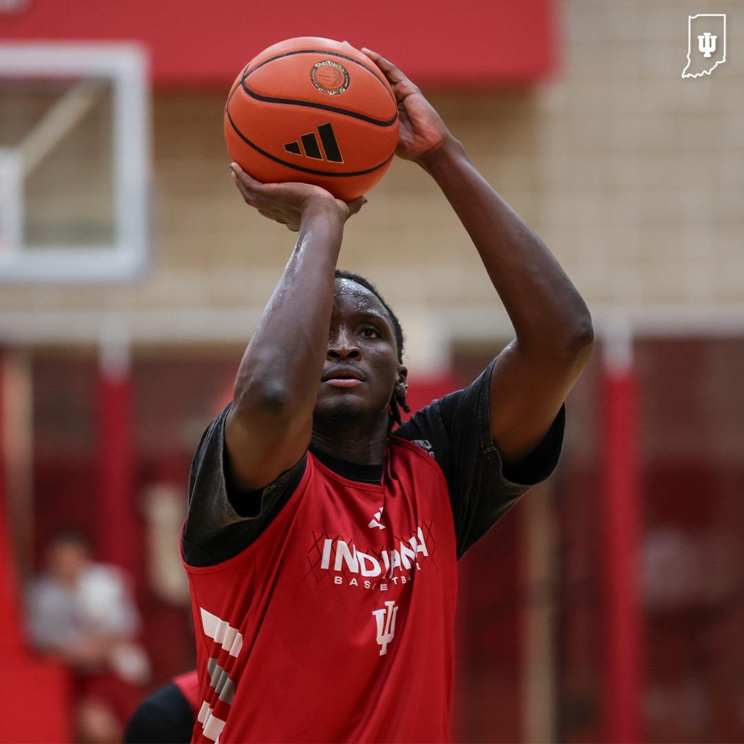 能否回归NBA？维克托-奥拉迪波回母校印第安纳大学进行训练