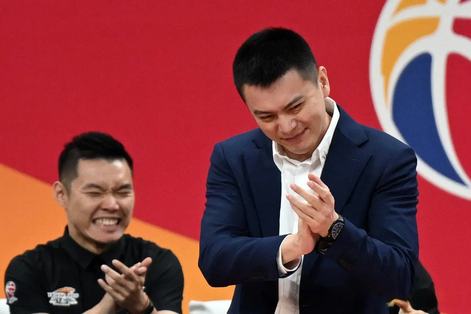 杨鸣为2禁赛小将发声，一席话说得感人，1人4字回应，霍楠凑热闹