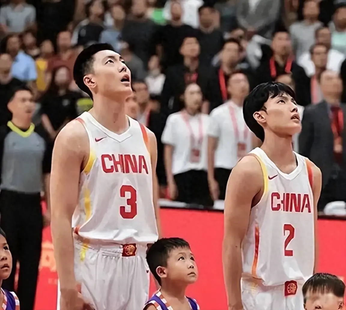 CBA双星被弃！可怕的不是郭士强的选人，而是篮协对失利的表态