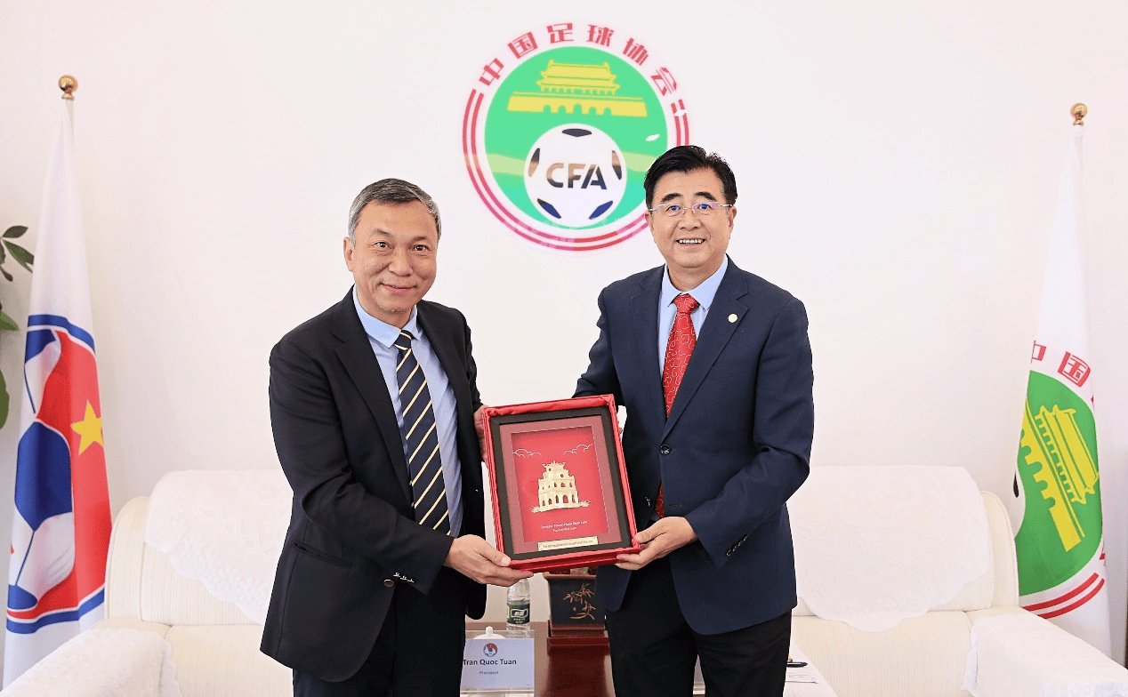 中越足协签署会合作备忘录，两国足球合作迈入新阶段